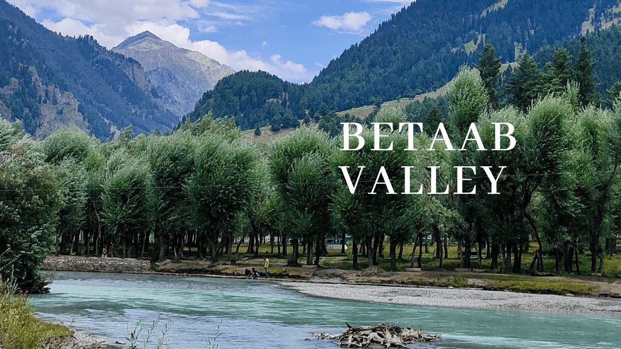 b) Betaab valley, Pahalgam